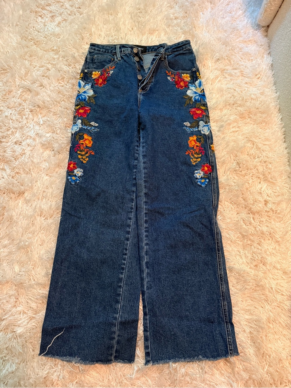Driftwood Embroidered Dark Blue Wide-Leg Jeans